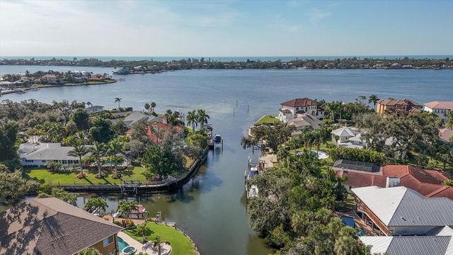 1837 UPPER COVE TERRACE, Sarasota, FL 34231