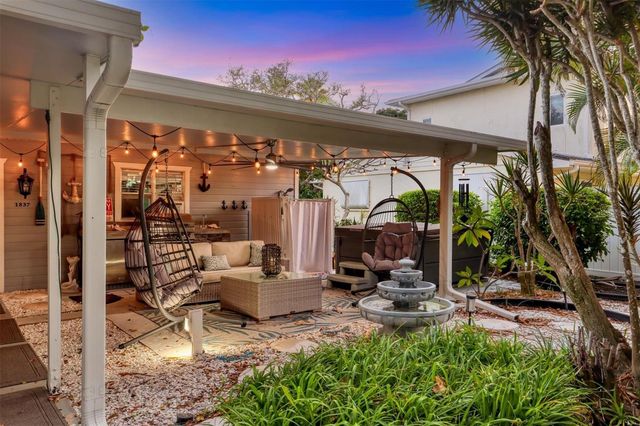 1837 UPPER COVE TERRACE, Sarasota, FL 34231