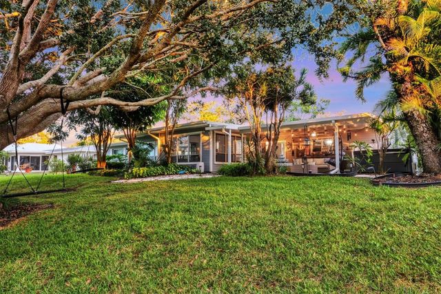 1837 UPPER COVE TERRACE, Sarasota, FL 34231