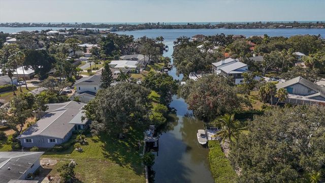 1837 UPPER COVE TERRACE, Sarasota, FL 34231