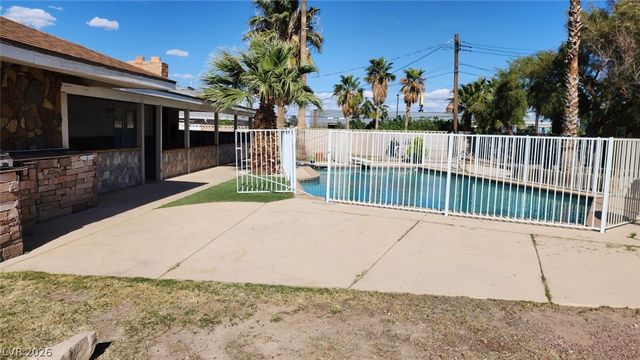 4897 Sawyer Avenue, Las Vegas, NV 89108