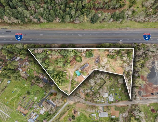 159 Bloom Road, Wolf Creek, OR 97497