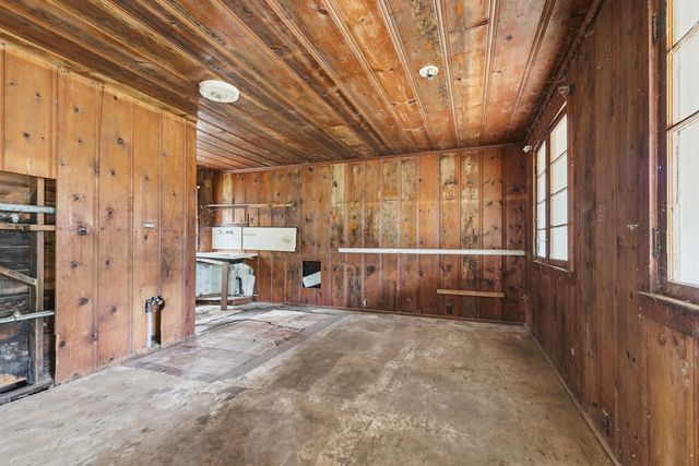 159 Bloom Road, Wolf Creek, OR 97497