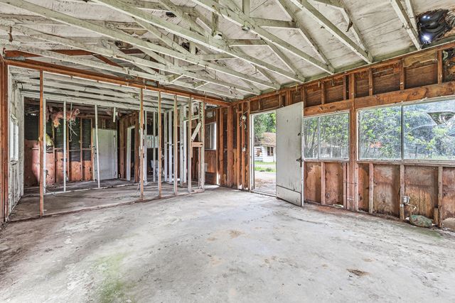 159 Bloom Road, Wolf Creek, OR 97497