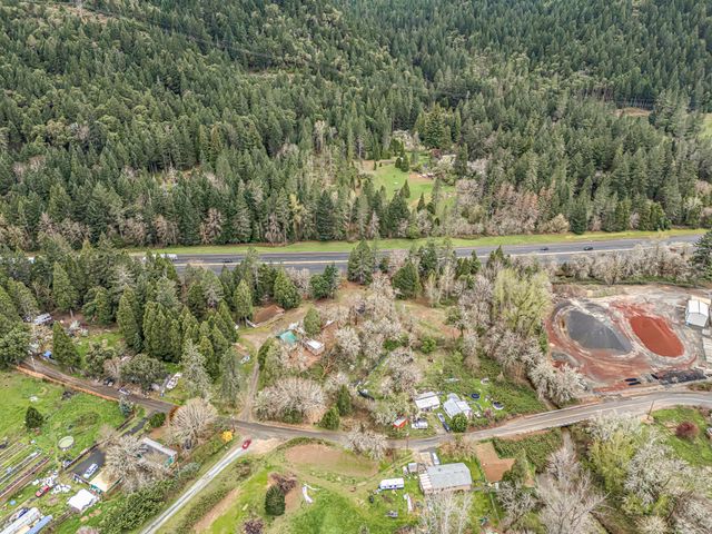 159 Bloom Road, Wolf Creek, OR 97497