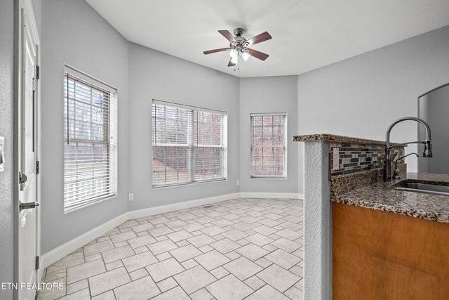 39 N Riverview Ln., Crossville, TN 38555