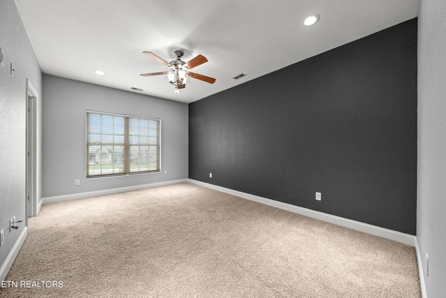 39 N Riverview Ln., Crossville, TN 38555