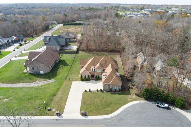 39 N Riverview Ln., Crossville, TN 38555