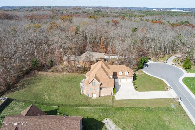 39 N Riverview Ln., Crossville, TN 38555