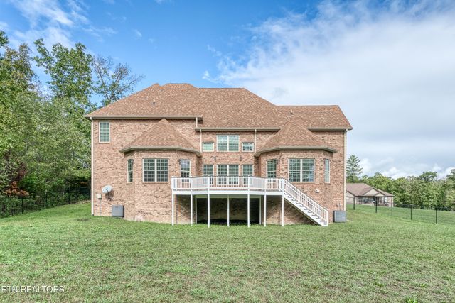 39 N Riverview Ln., Crossville, TN 38555