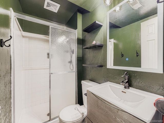 17129 E Kenyon Pl, Aurora, CO 80013