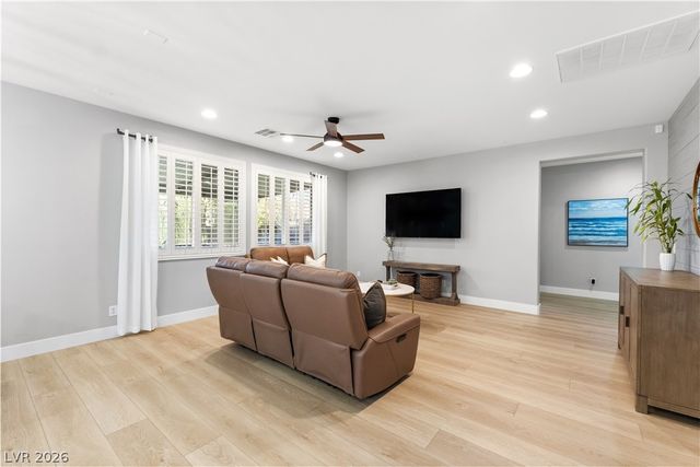 7136 Whitford Street, Las Vegas, NV 89166