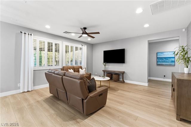 7136 Whitford Street, Las Vegas, NV 89166