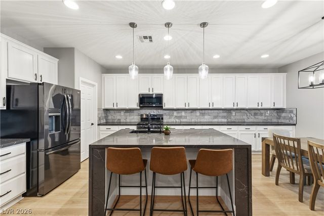 7136 Whitford Street, Las Vegas, NV 89166