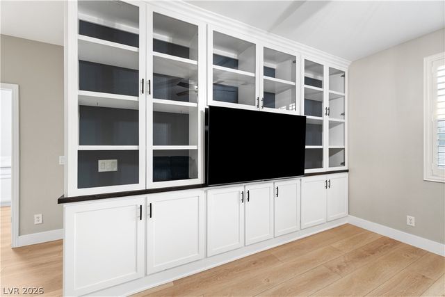 7136 Whitford Street, Las Vegas, NV 89166