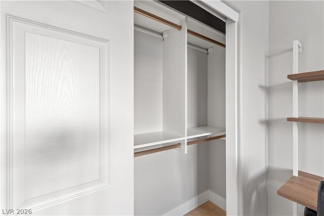 7136 Whitford Street, Las Vegas, NV 89166