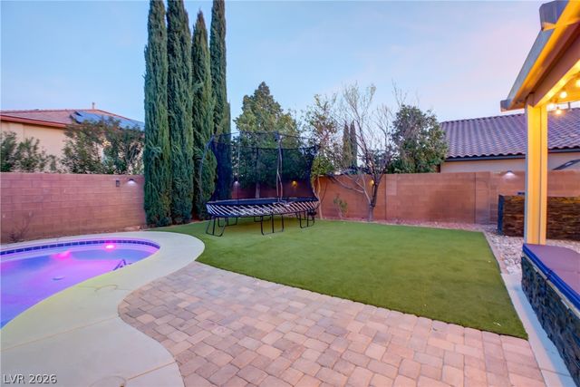 7136 Whitford Street, Las Vegas, NV 89166