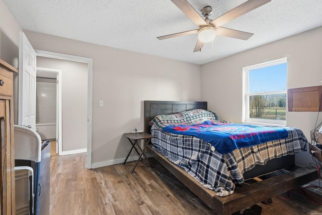 16 Eagle Valley, Conway, AR 72032