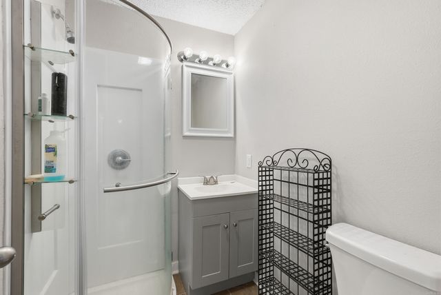 16 Eagle Valley, Conway, AR 72032