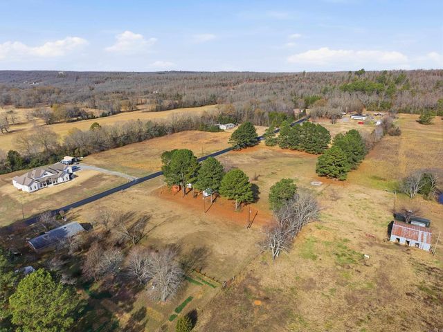 16 Eagle Valley, Conway, AR 72032