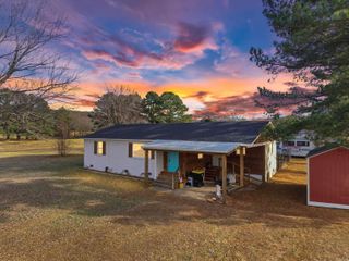 16 Eagle Valley, Conway, AR 72032