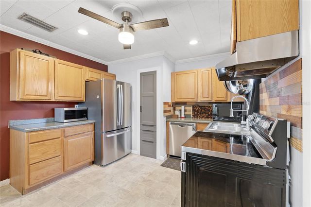 3010 TOURAINE AVENUE, Orlando, FL 32812