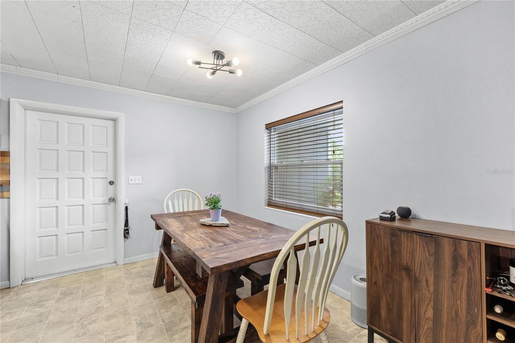 Image 11 of property listing at 3010 TOURAINE AVENUE, Orlando, FL 32812