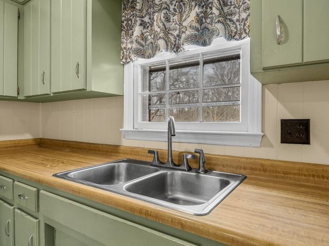 1548 Bud Arthur Bridge Road, Spartanburg, SC 29307