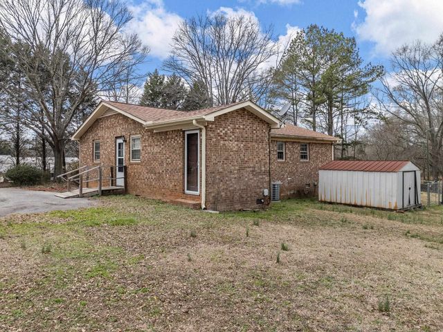 1548 Bud Arthur Bridge Road, Spartanburg, SC 29307