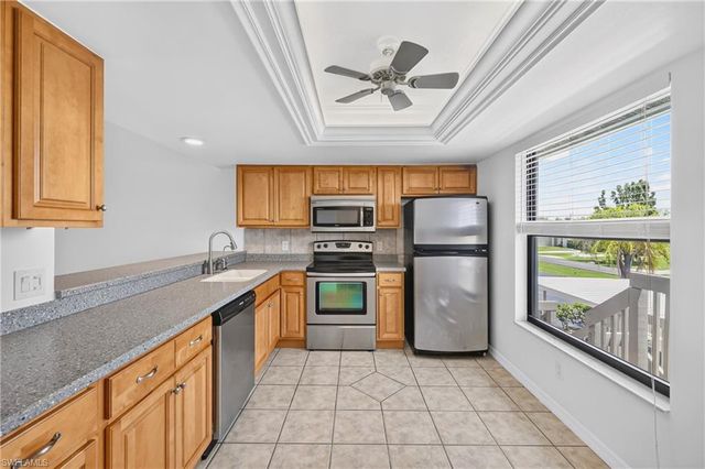 4708 SW 8th PL 201, Cape Coral, FL 33914