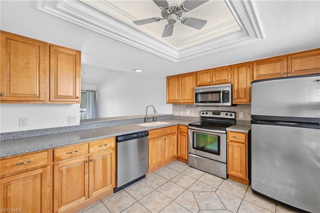4708 SW 8th PL 201, Cape Coral, FL 33914
