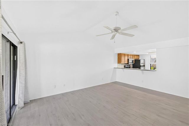 4708 SW 8th PL 201, Cape Coral, FL 33914