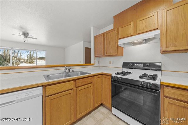 1791 N Lacy Loop, Wasilla, AK 99654