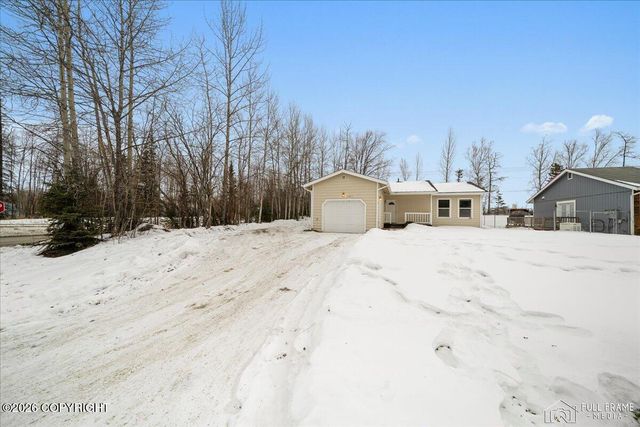 1791 N Lacy Loop, Wasilla, AK 99654