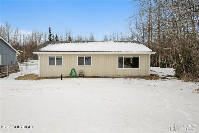 1791 N Lacy Loop, Wasilla, AK 99654