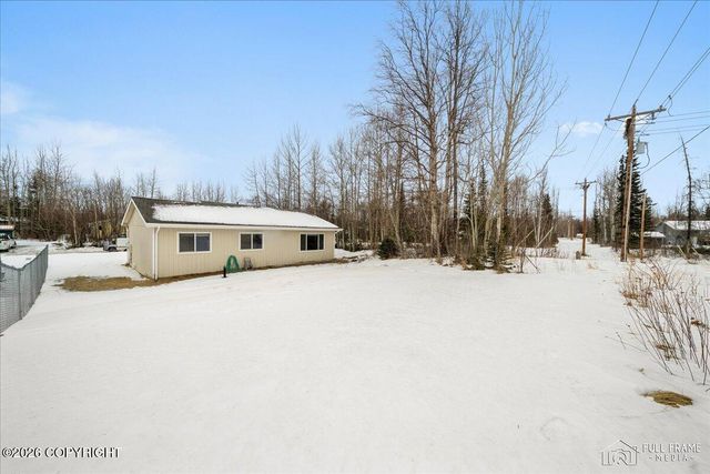 1791 N Lacy Loop, Wasilla, AK 99654
