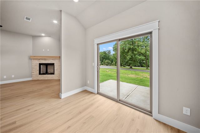 34 Lockhart Drive, Bella Vista, AR 72715
