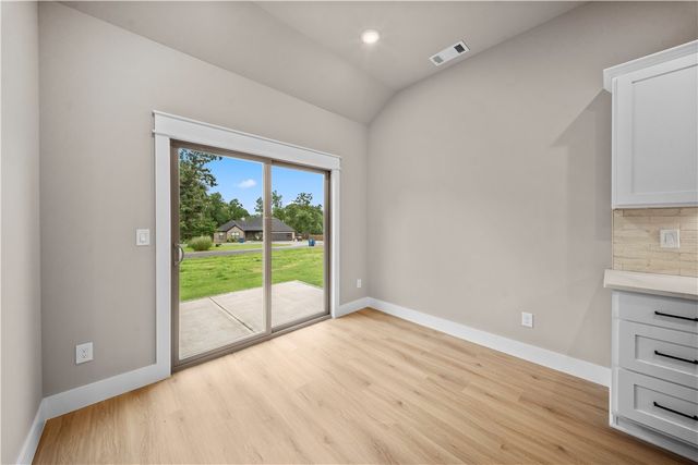 34 Lockhart Drive, Bella Vista, AR 72715