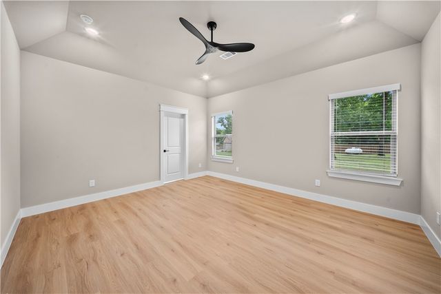 34 Lockhart Drive, Bella Vista, AR 72715