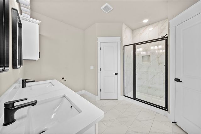 34 Lockhart Drive, Bella Vista, AR 72715
