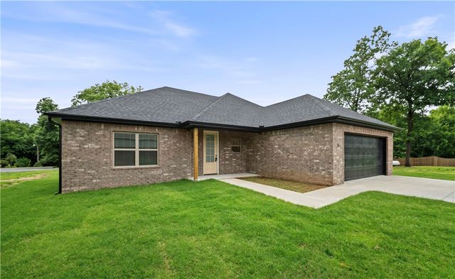 34 Lockhart Drive, Bella Vista, AR 72715