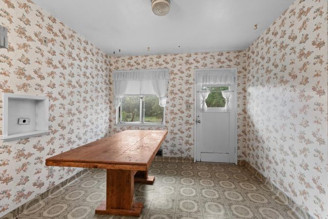 6750 Lakeview Dr, Carmichael, CA 95608