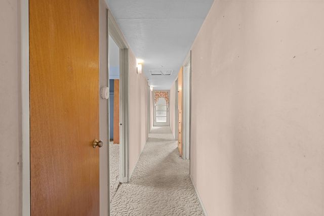 6750 Lakeview Dr, Carmichael, CA 95608