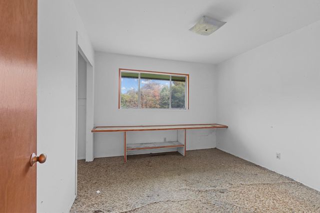 6750 Lakeview Dr, Carmichael, CA 95608