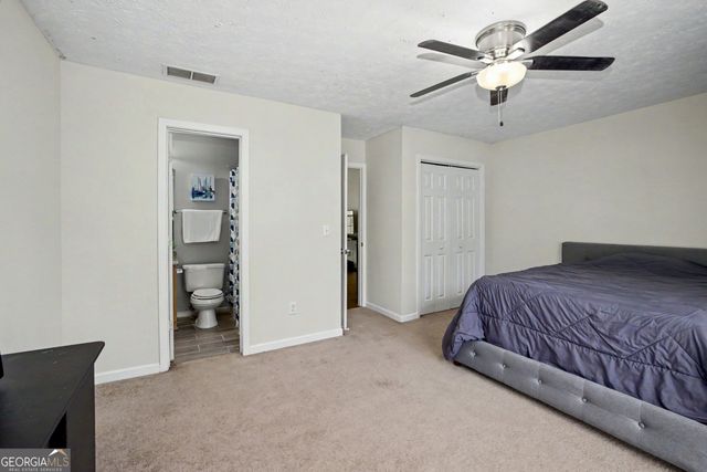 102 Greenfield Lane, Grantville, GA 30220