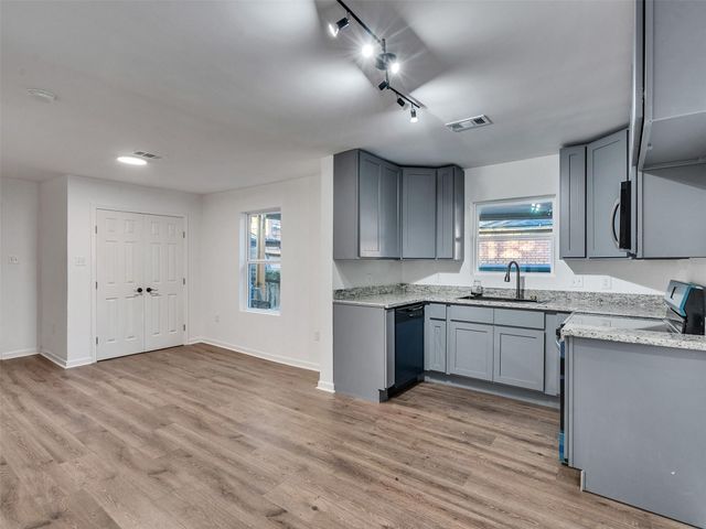 2416 Cumberland Street, Houston, TX 77023