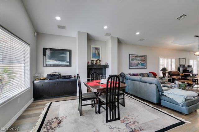 2016 Bay Hill Drive, Las Vegas, NV 89117