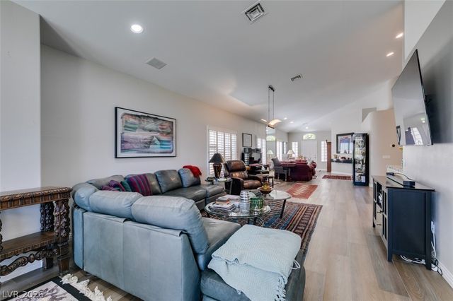2016 Bay Hill Drive, Las Vegas, NV 89117