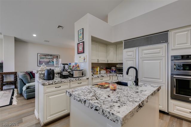 2016 Bay Hill Drive, Las Vegas, NV 89117