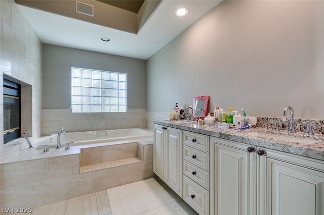2016 Bay Hill Drive, Las Vegas, NV 89117